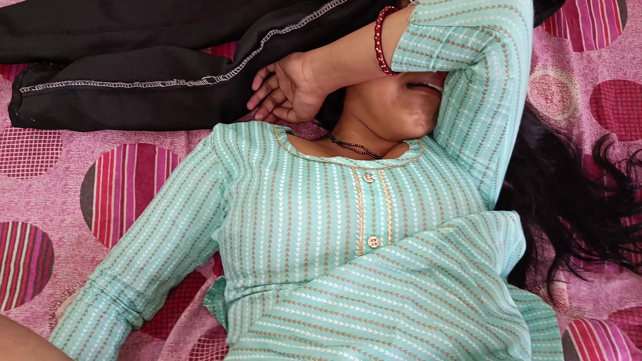 MasalaSeen chhote bhai ne married bari behen ki gaand aur chut chodi