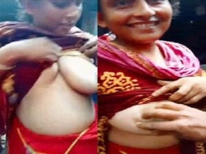 Fsiblog new viral sex mms Muslim randi bhabhi showing big boobs and boob press by local boy for money