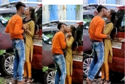 Desi viral mms young couple kissing and pressing boobs in public area