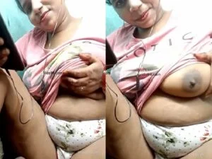 Indian Mms XXX Porn Videos big boobs nude aunty sex chat live video call with lover