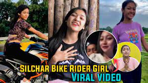 DesiVdo Famous Instagram Bike Rider Girl Viral MMS with Best Friend