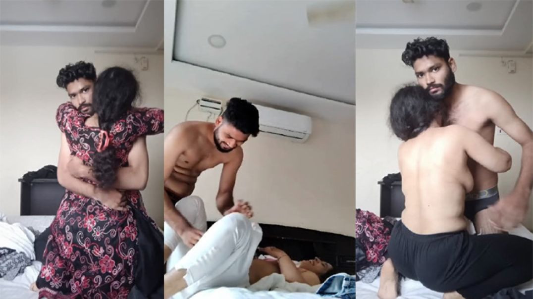 Desi Rich Delhi Cheater Bhabhi Secret Affair Fucking with Lover Leaked MMS