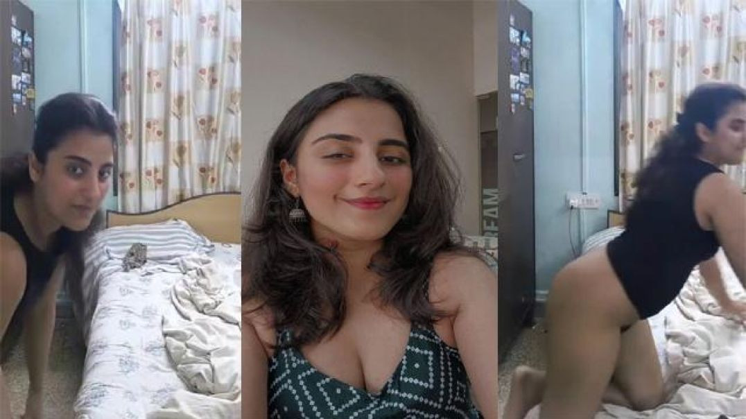 Sexy Nude Muslim GF Making Pussy Fingering Selfie MMS Video For Lover 2026