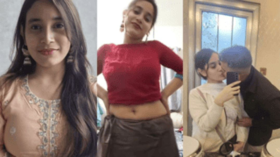 Desi Girl Strips Red Saree and Plays with Boobs and Wet Pussy on Live Video Call mms